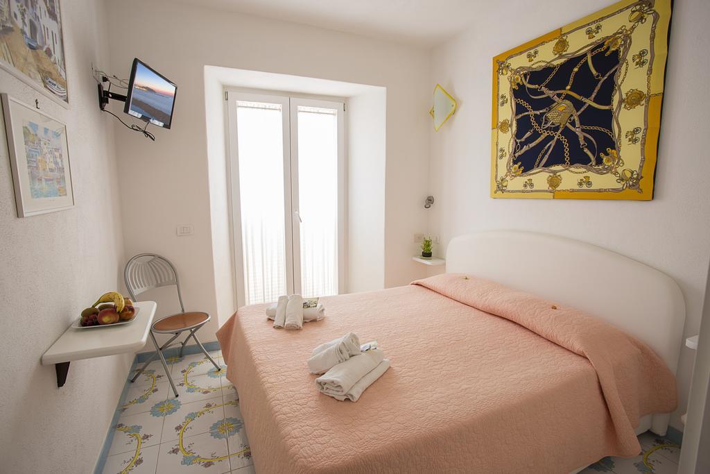 Bed & Breakfast Celestina Ischia