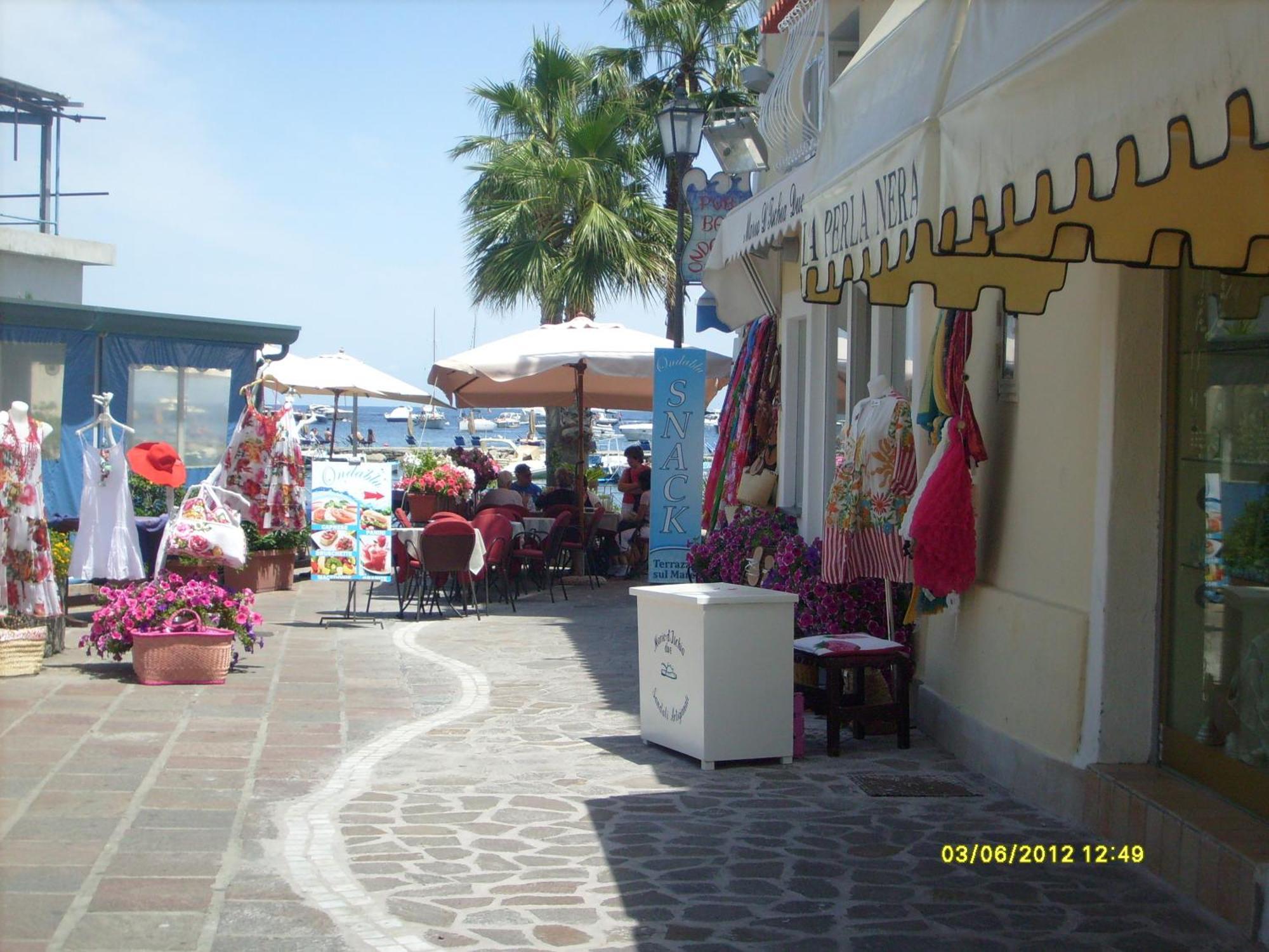 Bed & Breakfast Celestina Ischia *